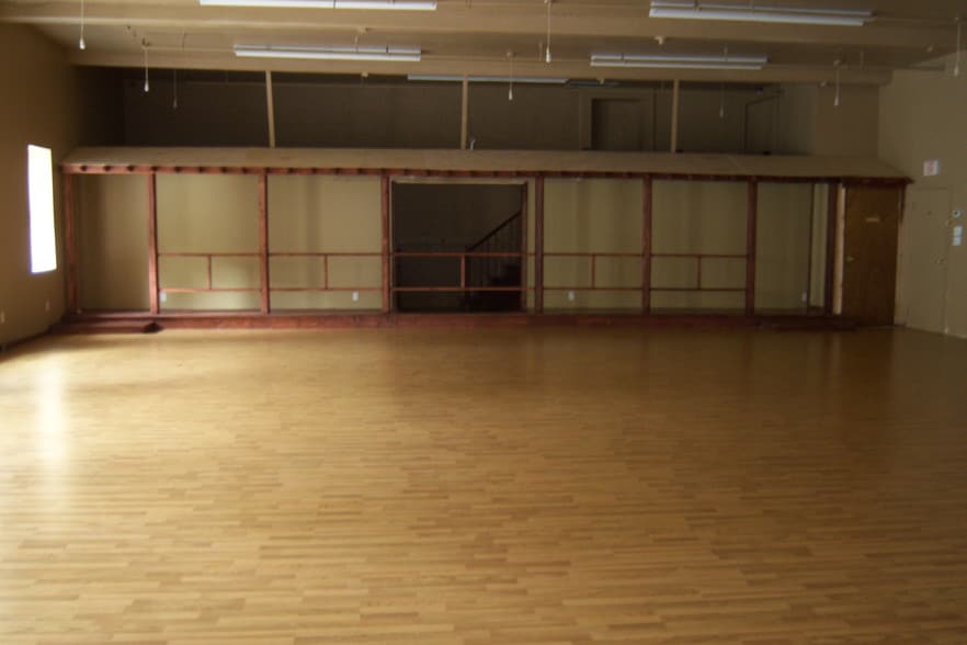 More Photos Of 601 Upland Ave, Upland Office For Lease
