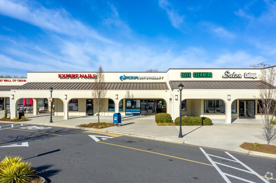 More Photos Of 7601-7715 Pineville Matthews Rd, Charlotte General Retail For Lease