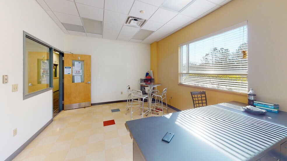 More Photos Of 4802 Cargo Ct, Columbus Office For Sale