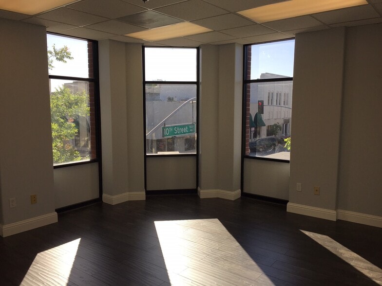 More Photos Of 1001 10th St, Modesto Unknown For Lease