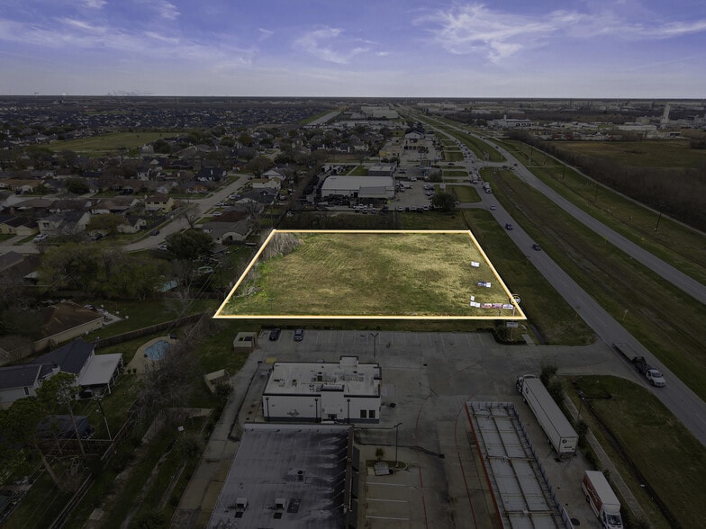 More Photos Of W Fairmont, La Porte Land For Sale