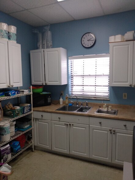 More Photos Of 1845 Lake Worth Rd, Lake Worth Daycare Center For Sale
