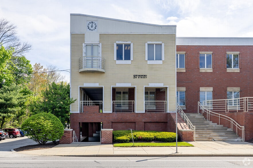 More Photos Of 57 Bedford St, Lexington Medical For Lease