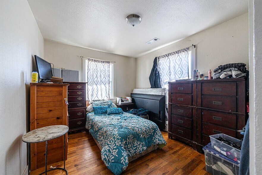 More Photos Of 144 Reager St, Medford Apartments For Sale