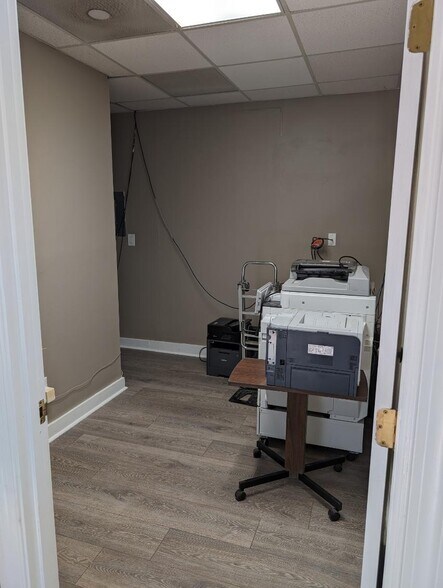 More Photos Of 1100 Logger Ct, Raleigh Office For Lease