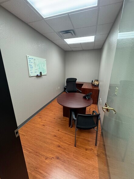 More Photos Of 8708 S Congress Ave, Austin Light Manufacturing For Lease