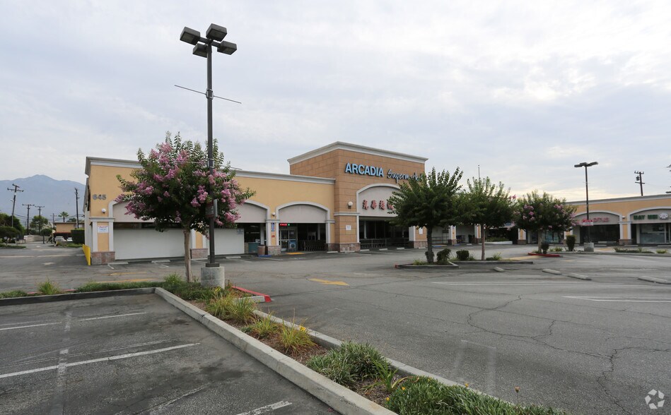 More Photos Of 627-655 W Duarte Rd, Arcadia Freestanding For Lease