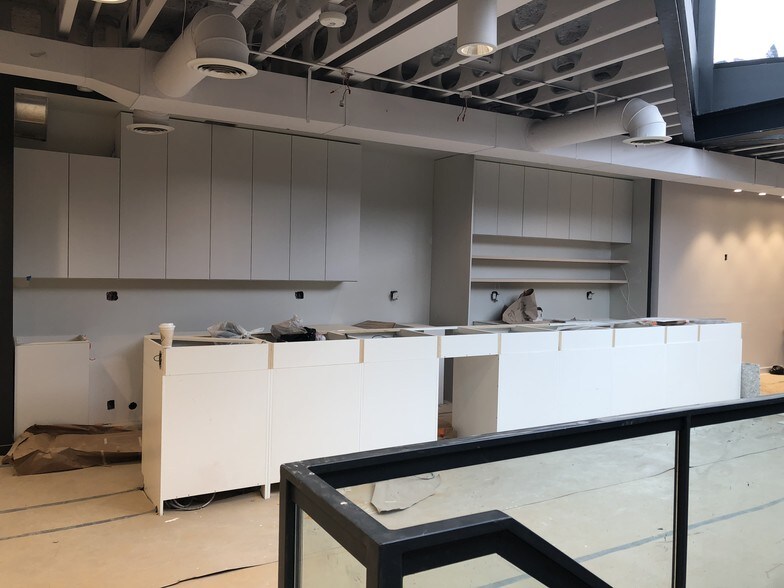 More Photos Of 839 Broadway, Brooklyn Freestanding For Lease