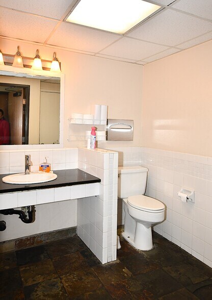 More Photos Of 23152 Verdugo Dr, Laguna Hills Office For Sale