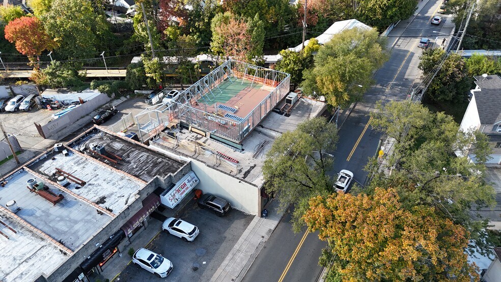 More Photos Of 2100 Clove Rd, Staten Island Storefront For Lease