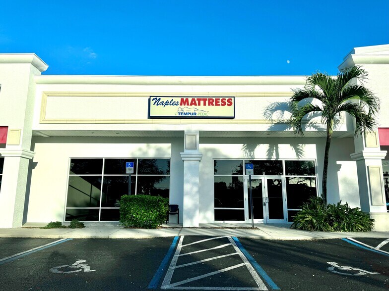 Primary Photo Of 13560 Tamiami Trl N, Naples General Retail For Lease