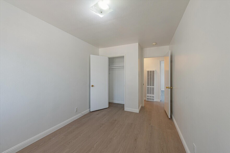 More Photos Of 3404 School St, Oakland Apartments For Sale