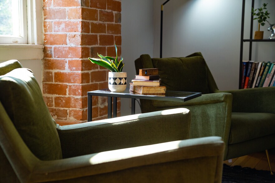 More Photos Of 531 E Lynwood St, Phoenix Office Residential For Sale