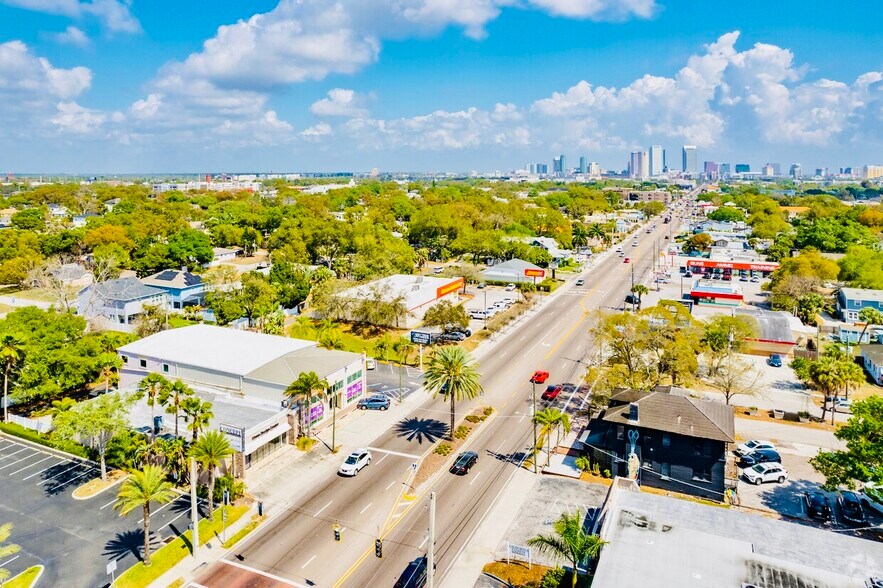 Primary Photo Of 2905 W Kennedy Blvd, Tampa Freestanding For Sale