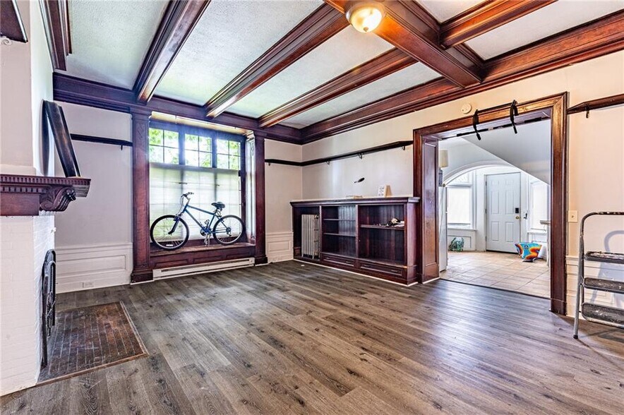 More Photos Of 1041 Lake Ave, Rochester Apartments For Sale