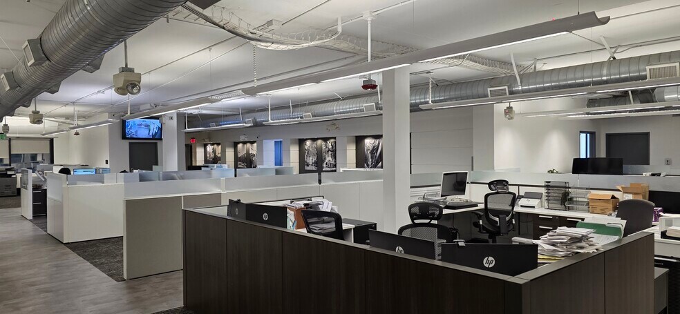 More Photos Of 3229 E Spring St, Long Beach Office For Lease