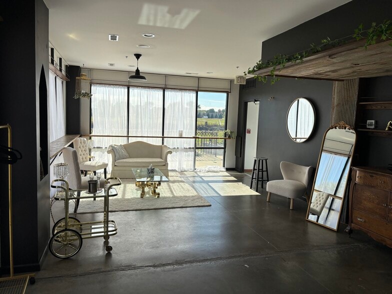 More Photos Of 24 W Park St, Spencer Freestanding For Sale