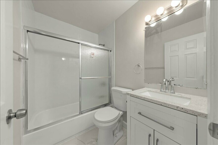 More Photos Of 925 Pomeroy Ave, Santa Clara Apartments For Sale