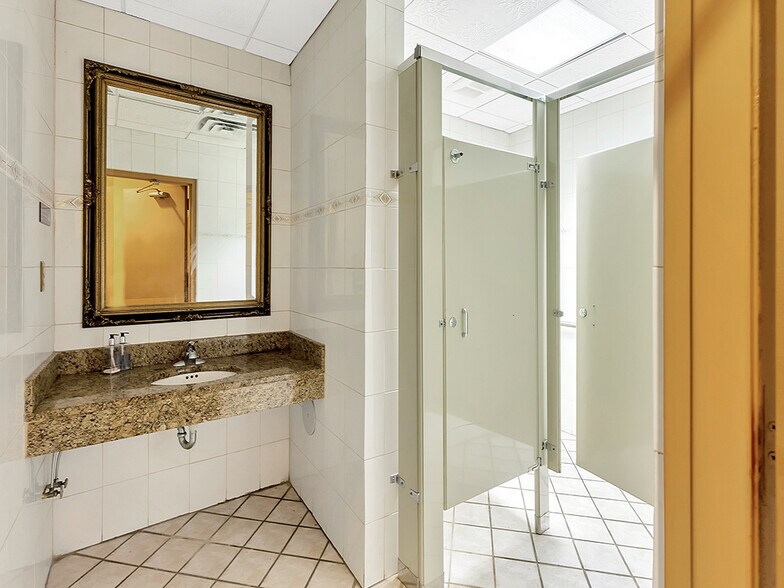 More Photos Of 1341 Springwells St, Detroit General Retail For Sale