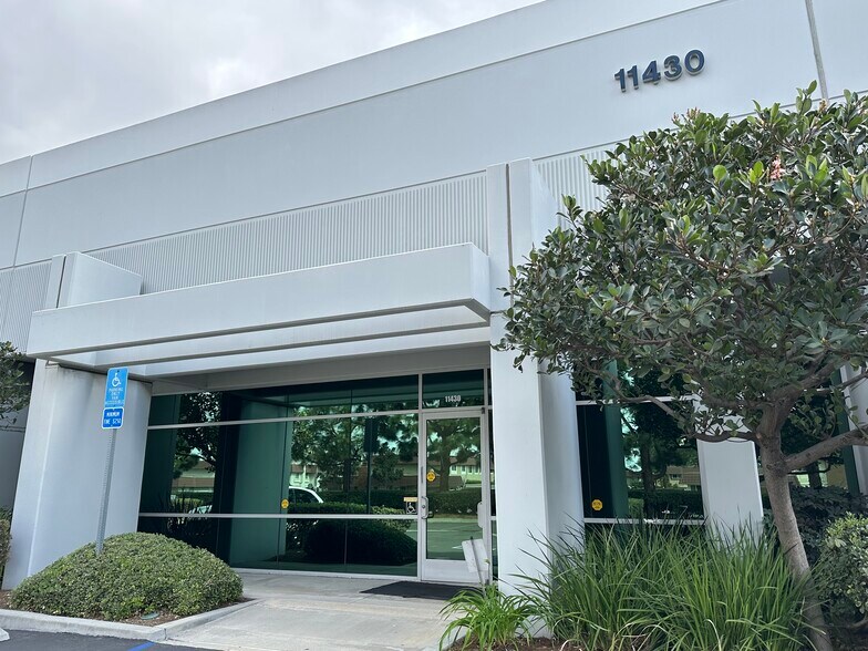 Primary Photo Of 11410-11450 Knott Ave, Garden Grove Warehouse For Lease