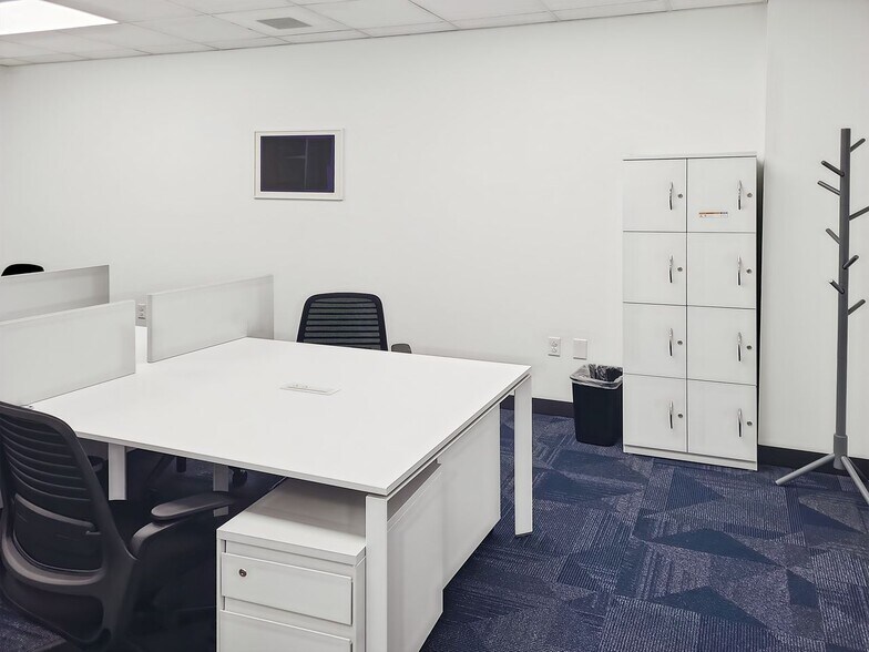 More Photos Of 1110 Montlimar Dr, Mobile Coworking Space