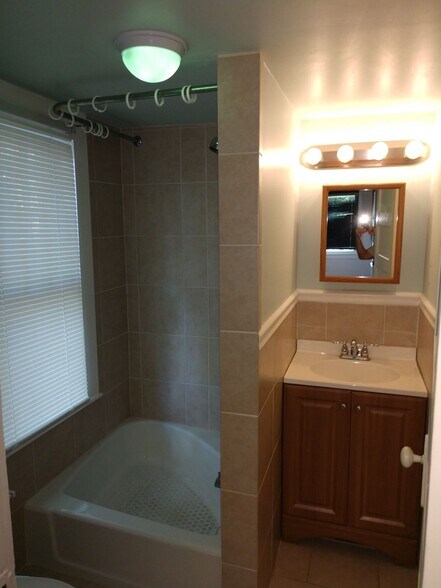 More Photos Of 1131 Broadway, Dunedin Apartments For Sale