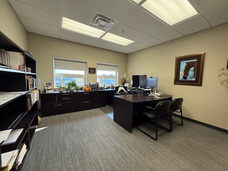 More Photos Of 518 Laura Av, Red Deer County Office For Sale