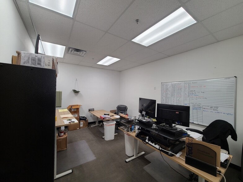 More Photos Of 1120 Grier Dr, Las Vegas Warehouse For Lease