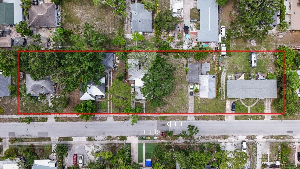 More Photos Of 2050 10th St, Sarasota Land For Sale