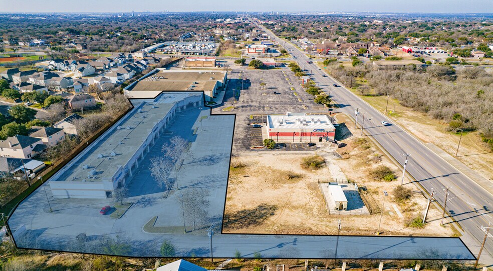 More Photos Of 15150 Nacogdoches Rd, San Antonio Unknown For Lease