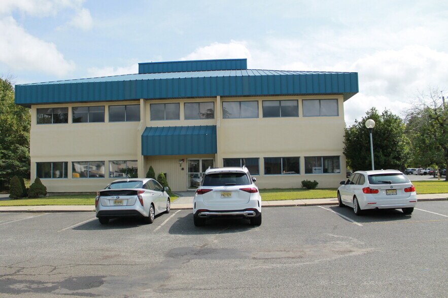 More Photos Of 3321 Doris Ave, Ocean Unknown For Lease