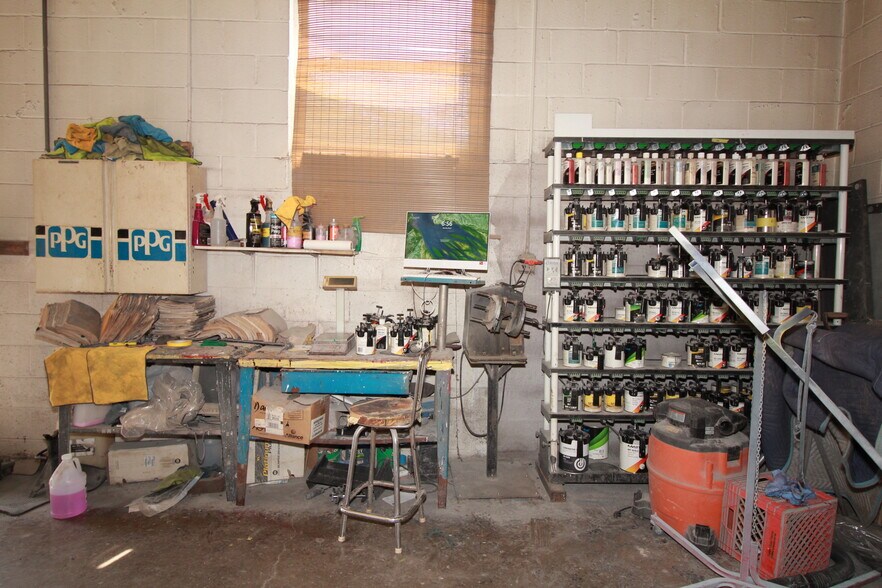 More Photos Of 420 Rodi Rd, Pittsburgh Auto Repair For Sale