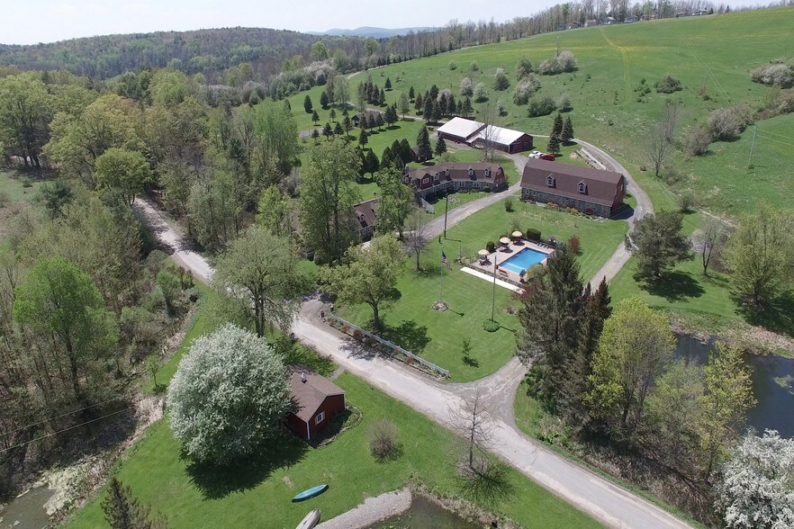More Photos Of 201 Roses Hill Rd, Richfield Springs Hotel For Sale