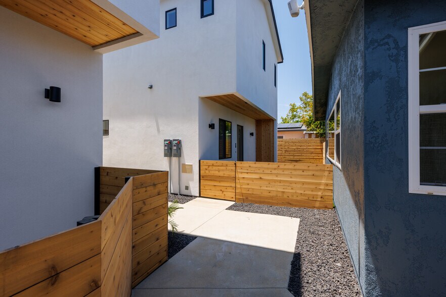 More Photos Of 4578 Jicarillo Ave, San Diego Apartments For Sale