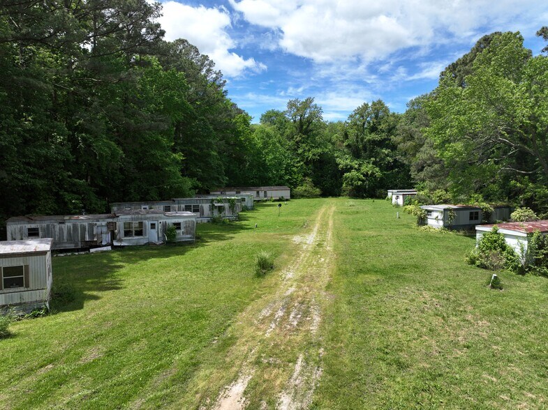 More Photos Of 11306 Harmon Rd, Birdsnest Land For Sale