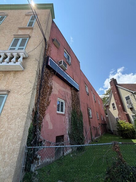 More Photos Of 811 McLean Ave, Yonkers Storefront Retail Office For Sale
