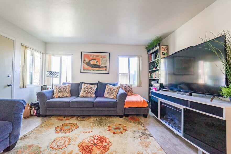 More Photos Of 3791-3793 10th Ave, San Diego Apartments For Sale