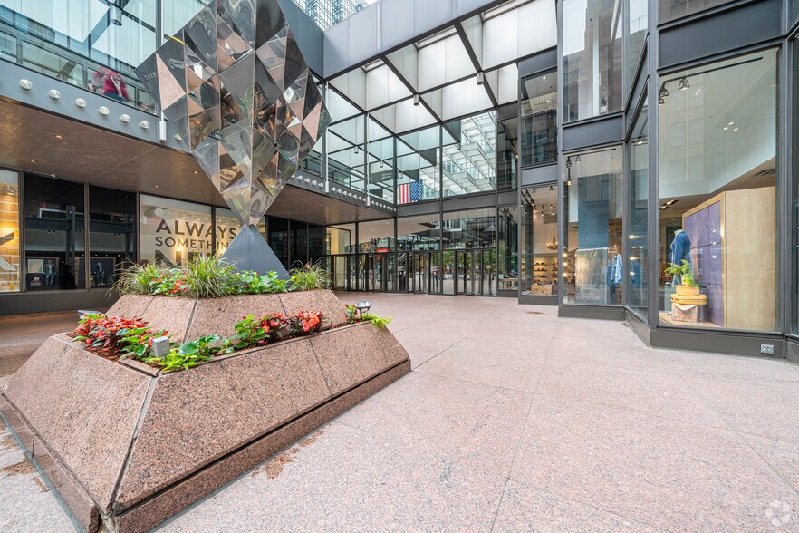 More Photos Of 80 S 8th St, Minneapolis Office For Lease