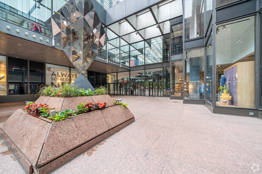 More Photos Of 80 S 8th St, Minneapolis Office For Lease