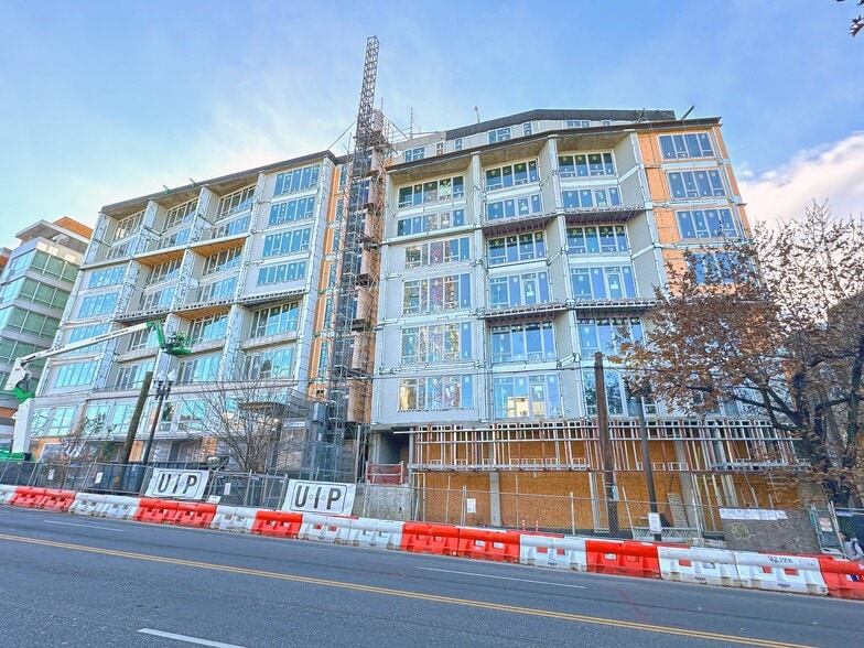 More Photos Of 4620 Wisconsin Ave NW, Washington Apartments For Sale