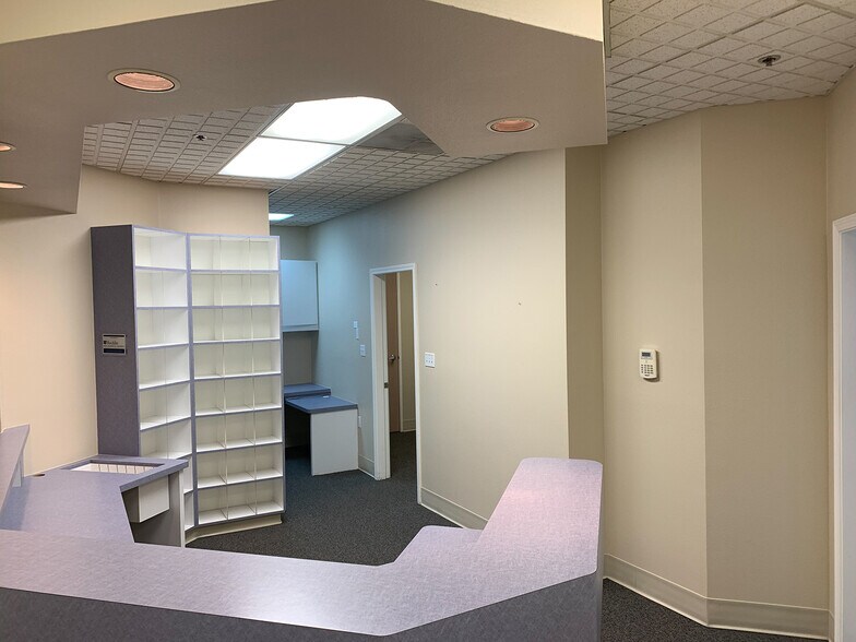 More Photos Of 6000 Fairway Dr, Rocklin Medical For Sale