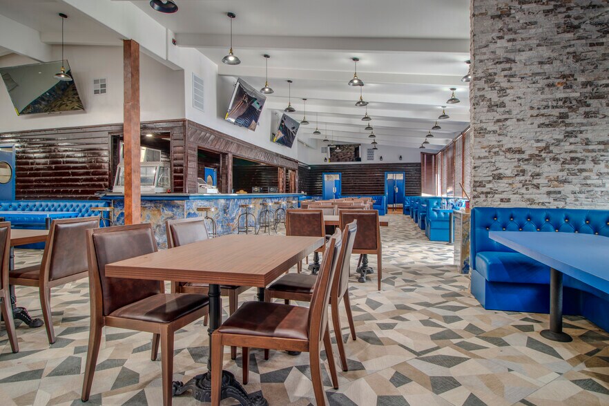 More Photos Of 2020 E Florida Ave, Hemet Restaurant For Sale