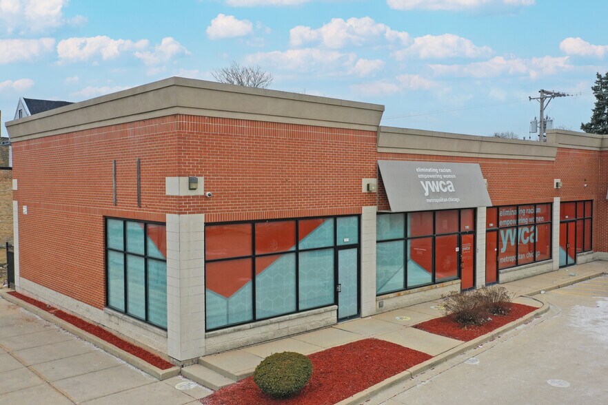 More Photos Of 6600 S Cottage Grove Ave, Chicago Storefront For Sale