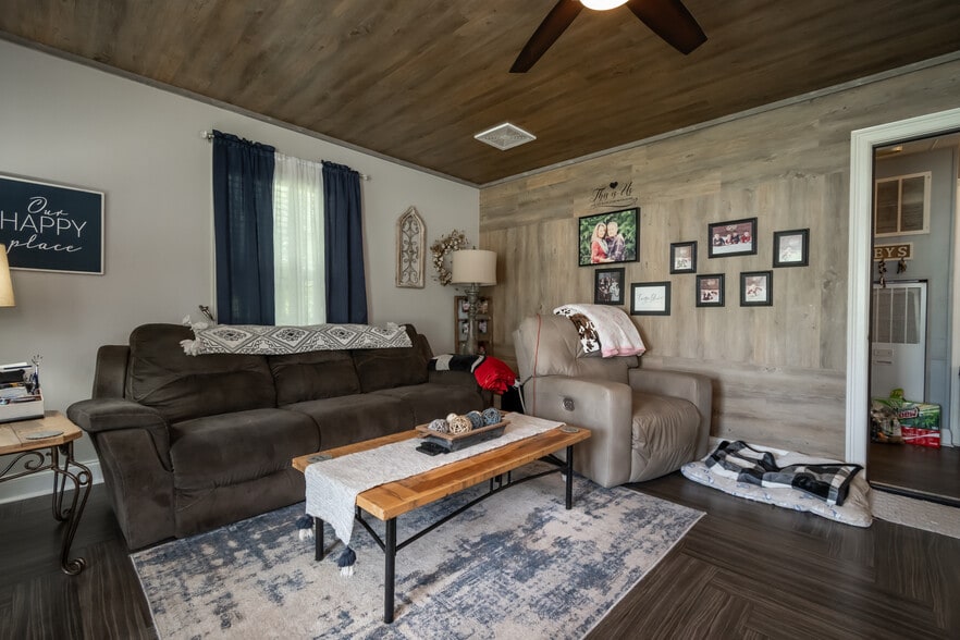 More Photos Of 3655 Neese Commerce Rd, Hull Multifamily For Sale