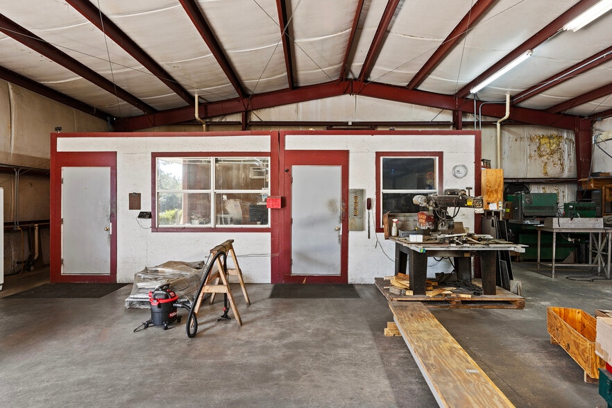 More Photos Of 3100 Adora Teal Way, Crestview Industrial For Sale