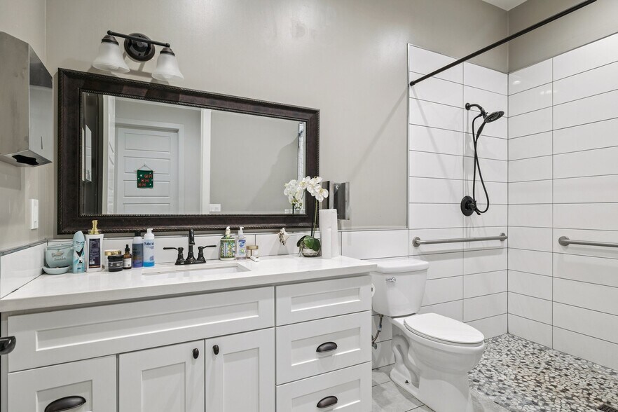 More Photos Of 3111 E Acoma Dr, Phoenix Assisted Living For Sale