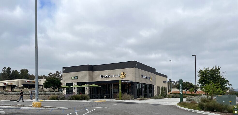 More Photos Of 17501 Colima Rd, City Of Industry Freestanding For Lease