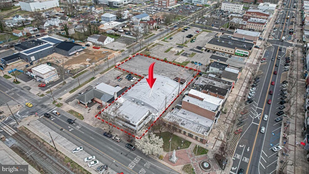 More Photos Of 13 N East Blvd, Vineland Flex For Sale