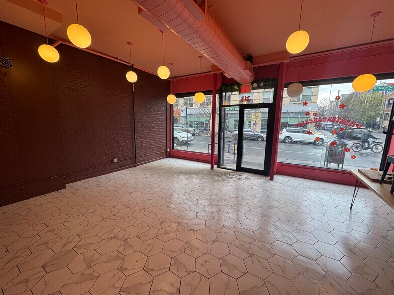 More Photos Of 313 Knickerbocker Ave, Brooklyn Apartments For Lease