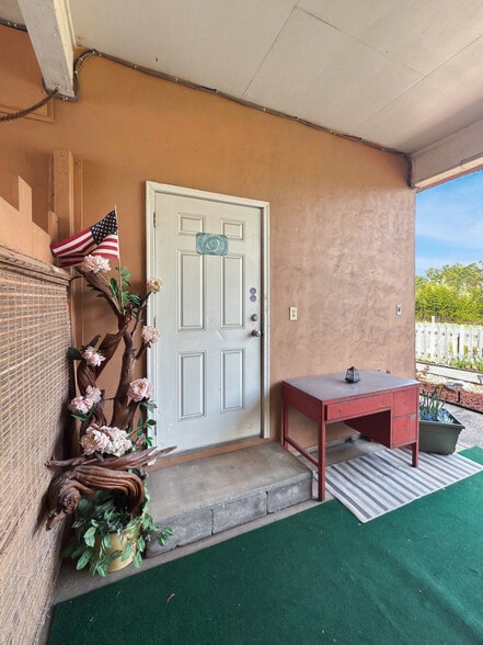 More Photos Of 1801 S 5th St, Leesville Land For Sale
